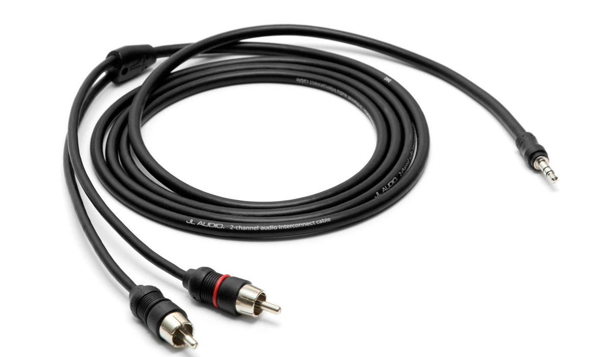 JL Audio XD-MINIRCA-6 2-Channel, 6 ft (1.83 m) Mini to RCA Audio Interconnect